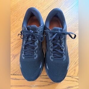 Brooks Men's Black Ghost 15 Neutral Running Shoes Sz 13 Wide (2E)